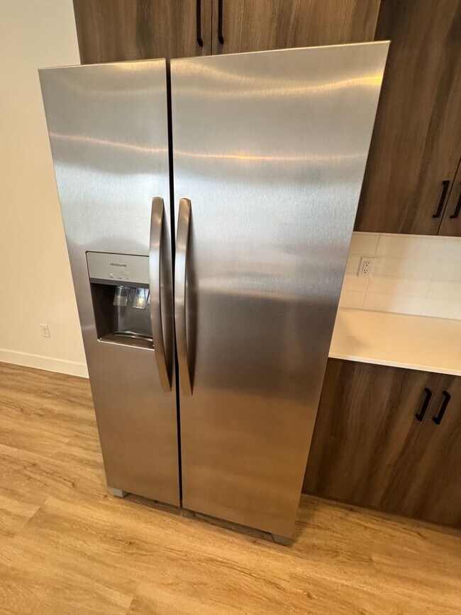 Building Photo - Beautiful 3 bed 2.5 bath Home!