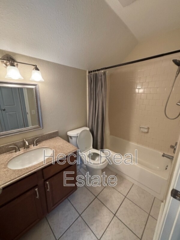 Building Photo - 16501 Spotted Eagle Dr