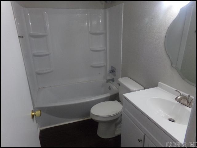 Building Photo - 12 Linkay Ct