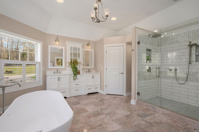 Building Photo - 5bd/3.5ba Duvall Home