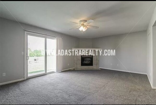 Building Photo - Spacious 3 Bed/2.5 Duplex in Louisburg-Available NOW!!