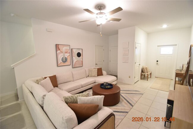 Building Photo - 10296 Trumpet Honeysuckle Wy