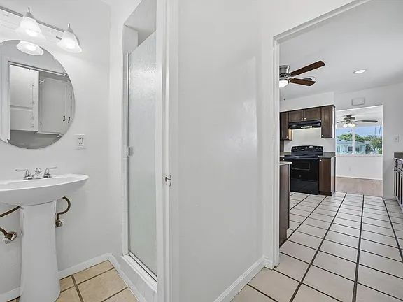 Building Photo - You will want to call this 3 bedroom 2 bathroom house "home sweet home".