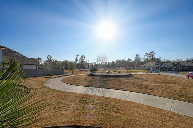Building Photo - 17099 Crimson Crest Dr