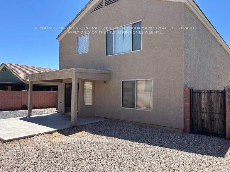 Building Photo - 3300 W Carlos Ln