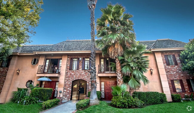 Building Photo - 8145 Langdon Ave