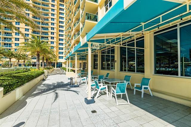 Building Photo - 2501 S Ocean Dr