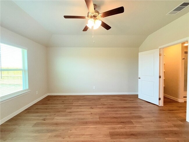 Building Photo - 1116 Zeus Dr