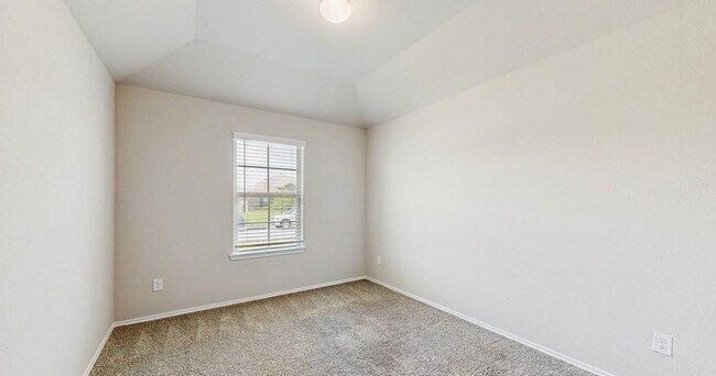 Building Photo - 18277 Eaton Mill Dr