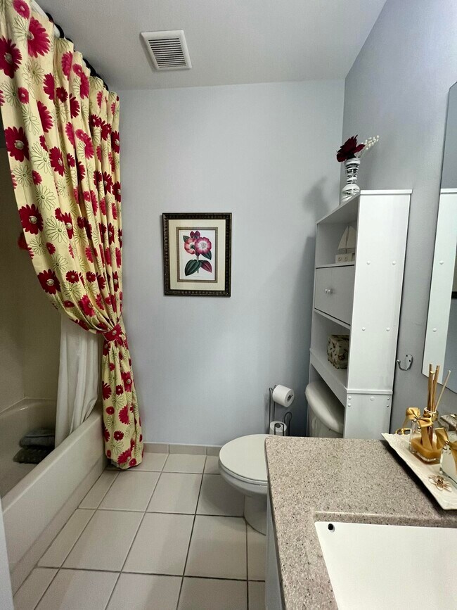 Building Photo - 4281 Coventry Pointe Way