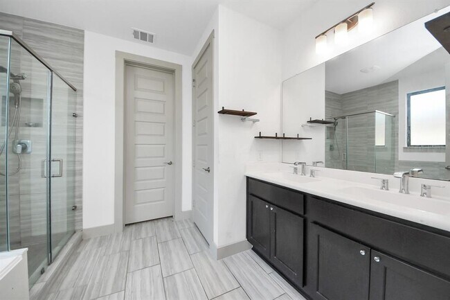 Building Photo - 1567 Harvest Vine Ct