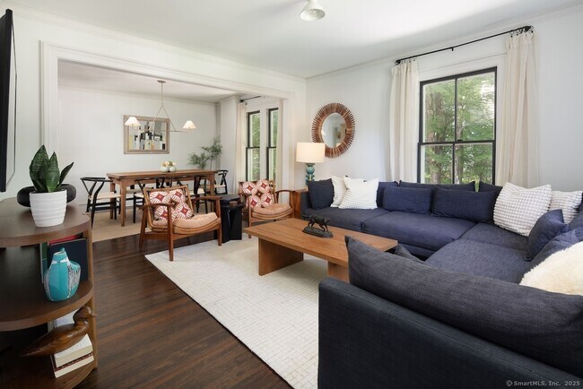 Building Photo - 16 Under Mountain Rd