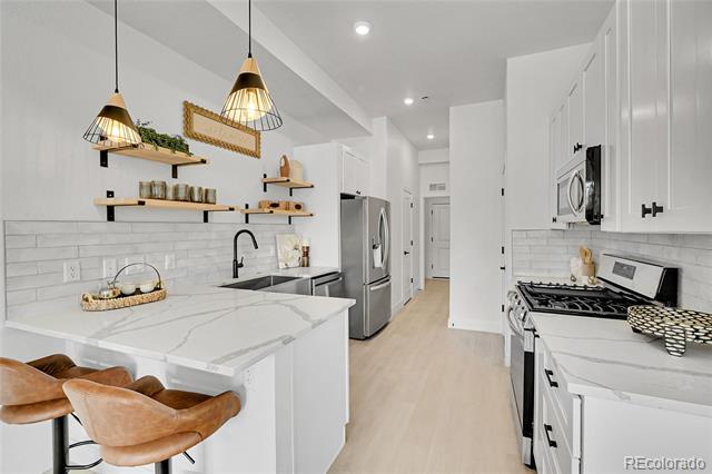 Building Photo - 8530 W 52nd Ave