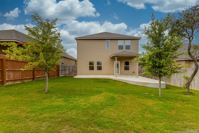 Building Photo - 1179 Ranch Falls