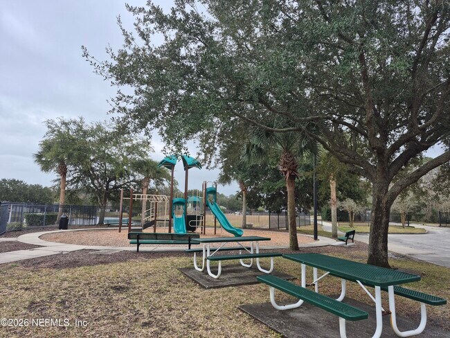 Building Photo - 1945 Millington Ln