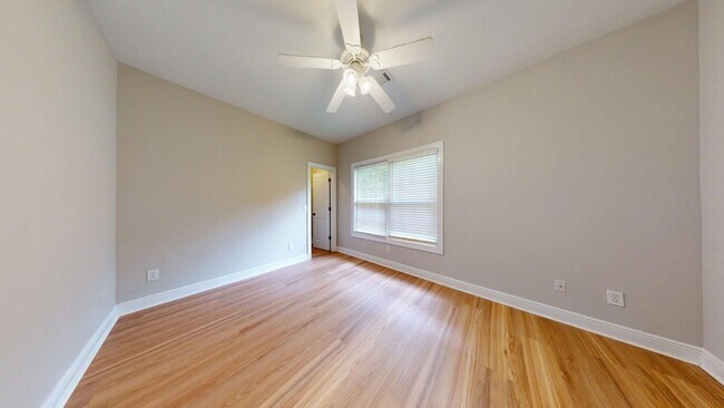 Building Photo - One Level 4 Bedroom Brick Home on N. Colle...