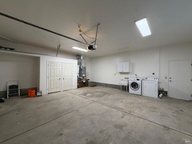 Building Photo - 378 Brey Rd