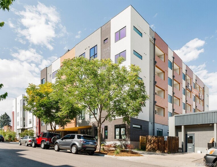 Building Photo - 2729 W 28th Ave