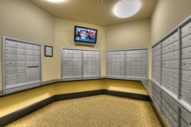 Building Photo - 510 NW 84th Ave