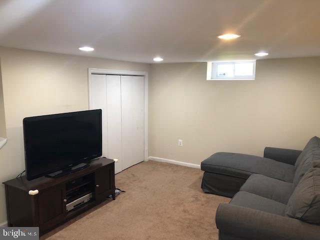 Building Photo - 5734 Washington Blvd