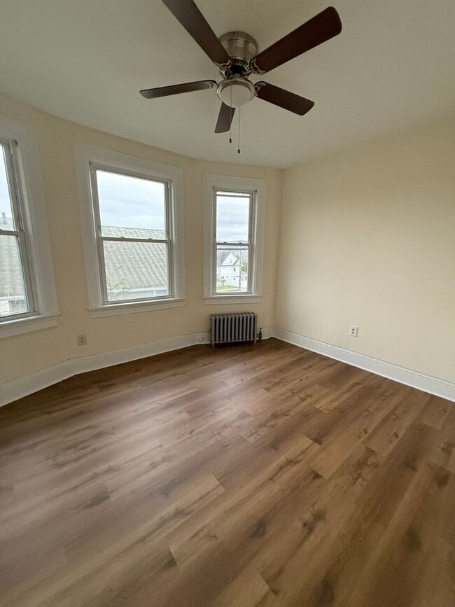 Building Photo - 1314-1316 Schlager St