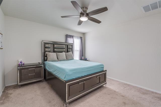 Building Photo - 461 Falling Star Dr