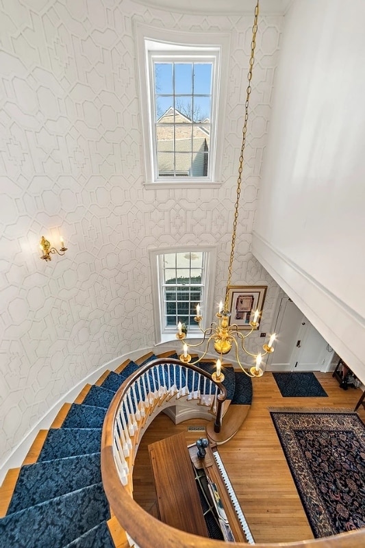 Building Photo - 385 Sherwood Ave