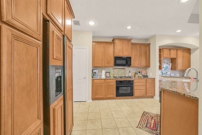 Building Photo - 17707 Skyline Arbor Terrace