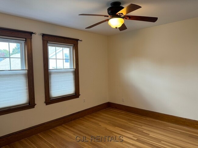 Building Photo - 343 Arlington St