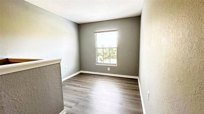 Building Photo - 7417 Vista Way