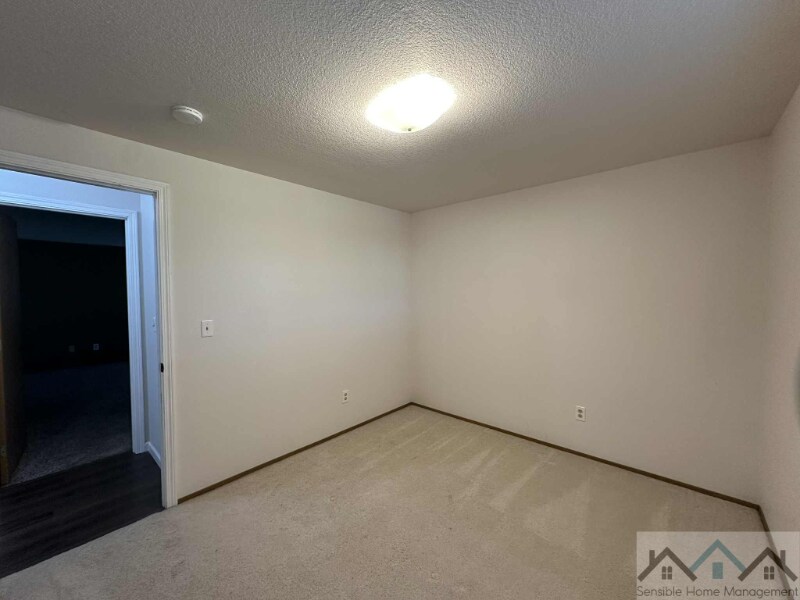 Building Photo - 34706 18th Ave SW