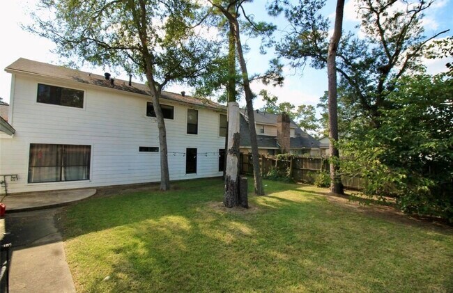 Building Photo - 4701 Spring Ln