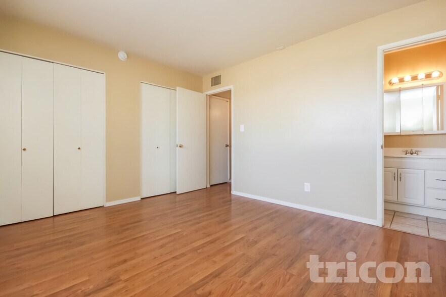 Building Photo - 3202 W Wood Dr