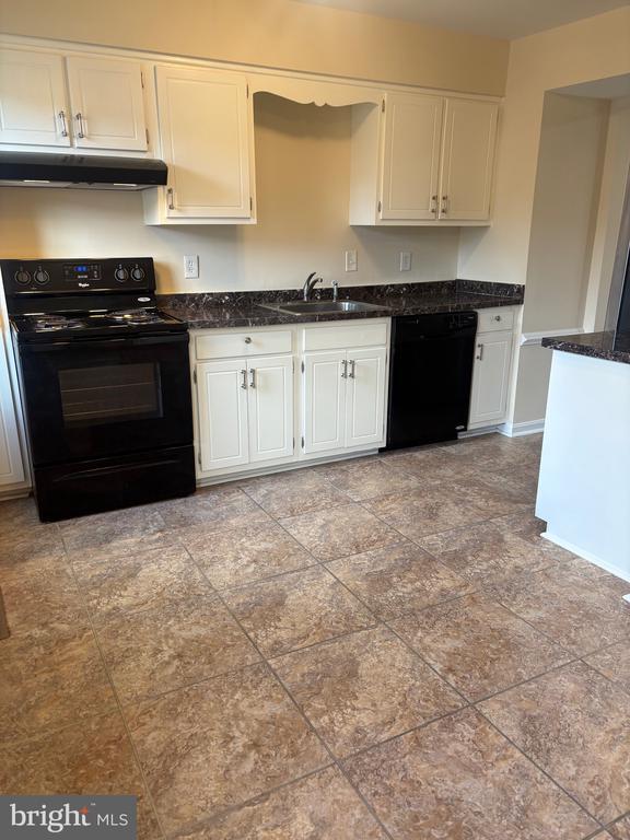 Building Photo - 7809 Stovall Ct