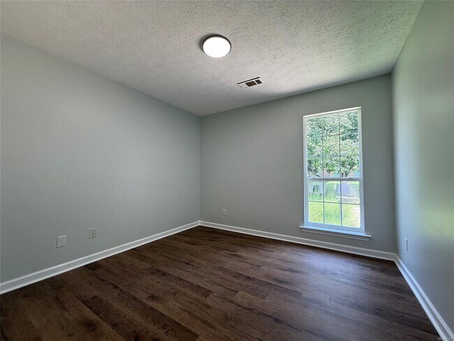 Building Photo - 6524 Foxleigh Ct