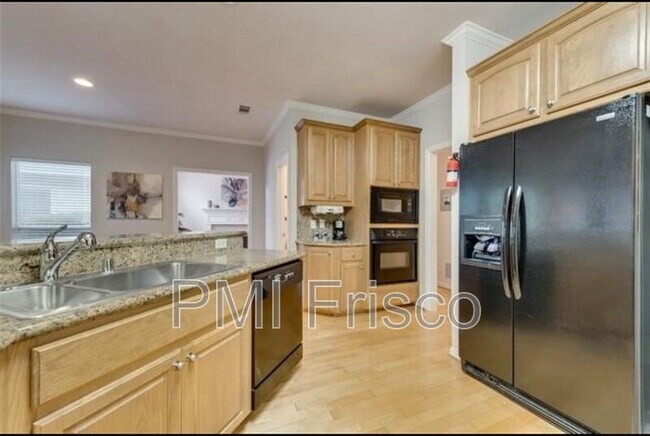 Building Photo - 7918 Ruskin Cir