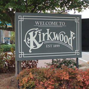 Building Photo - 1582 Lincoln Ave SE