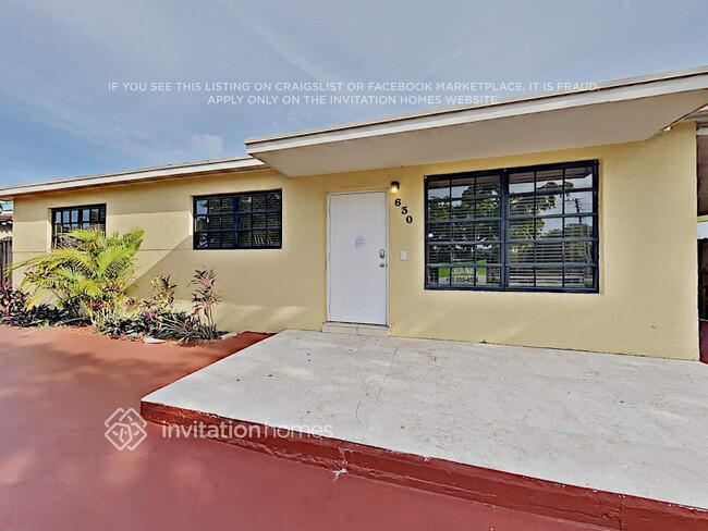 Building Photo - 630 E 65th St