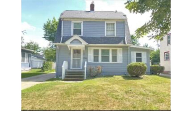 Primary Photo - 17100 Maple Heights Blvd