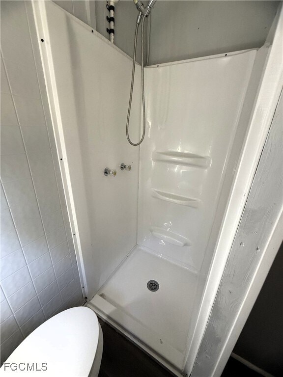 Building Photo - 8239 Suncoast Dr