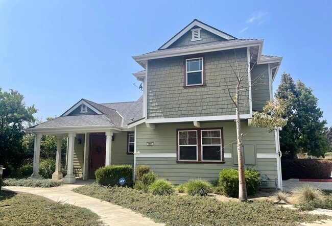 Primary Photo - Pet friendly House Santa Maria