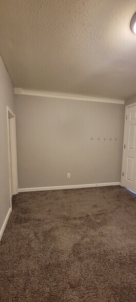 bedroom - 532 Riehl St