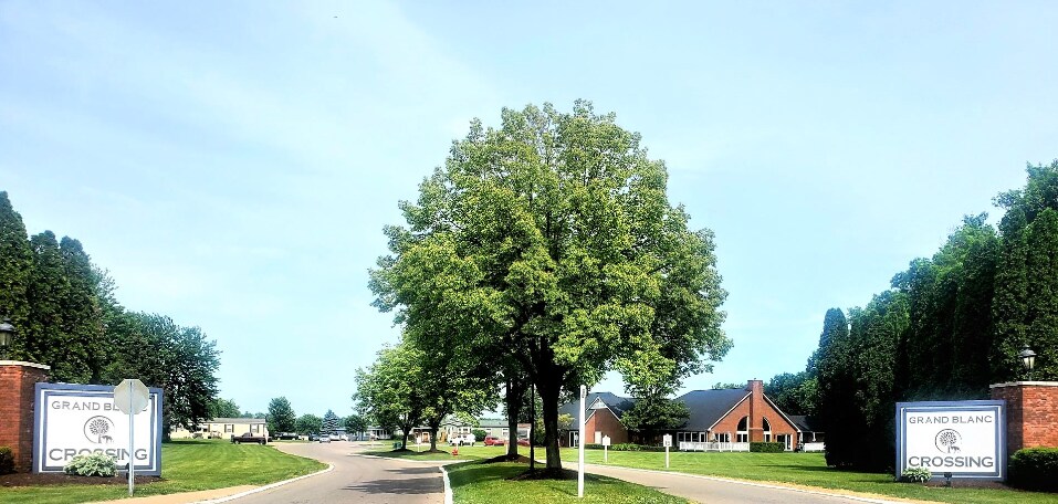 Building Photo - 207 Quail Ln