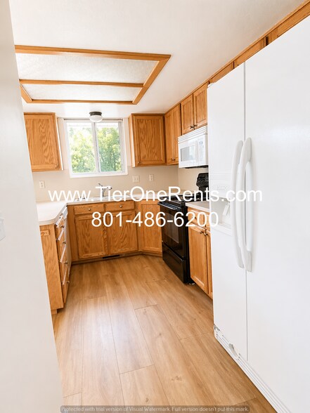 Building Photo - **MOVE IN SPECIAL** $300 off first month's rent