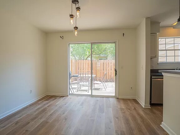 Building Photo - 3276 Heathstead Place