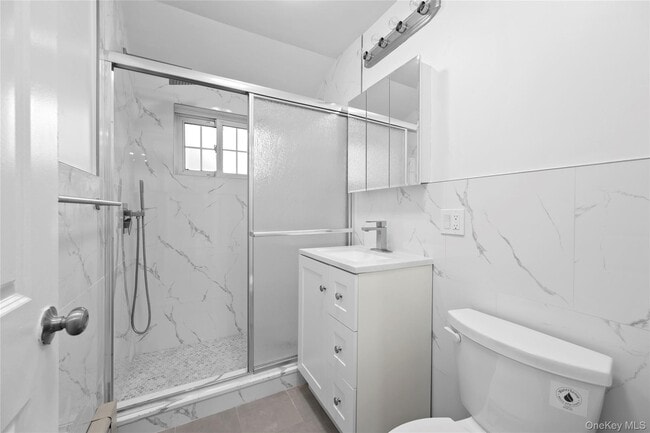 Building Photo - 20 Overhill Pl