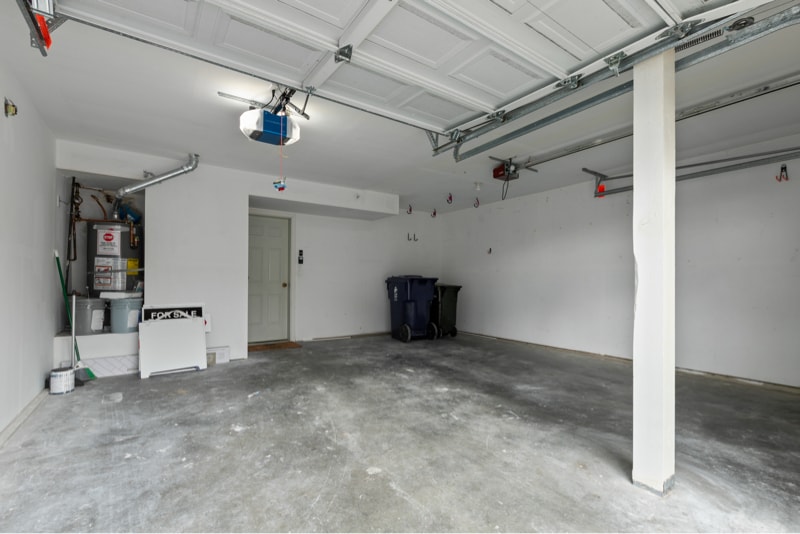 Building Photo - 4802 Nassau Ave NE