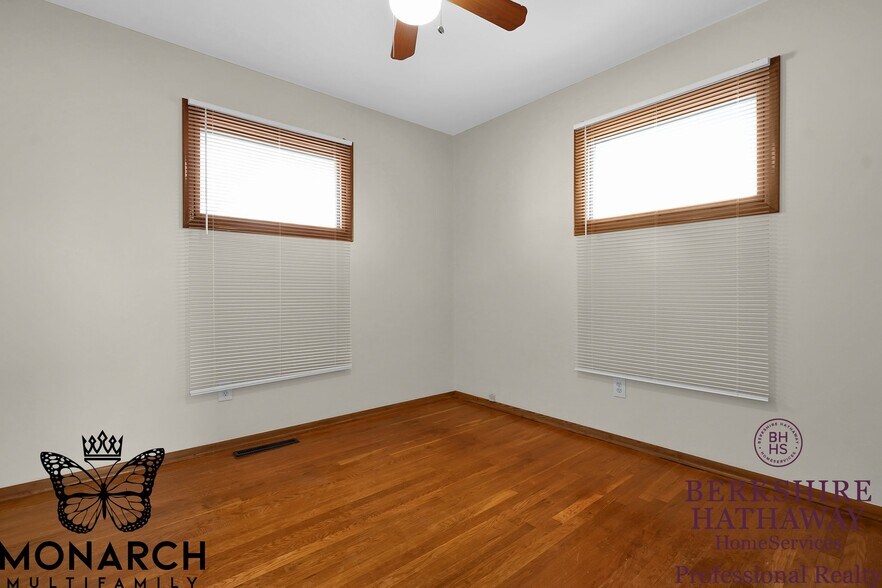 Building Photo - 995 Wiltshire Rd