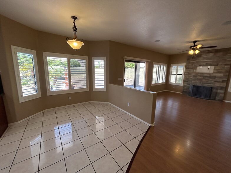 Building Photo - 4334 E Anderson Dr