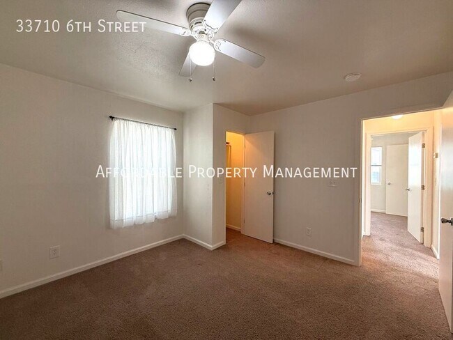 Building Photo - 33710 6th St